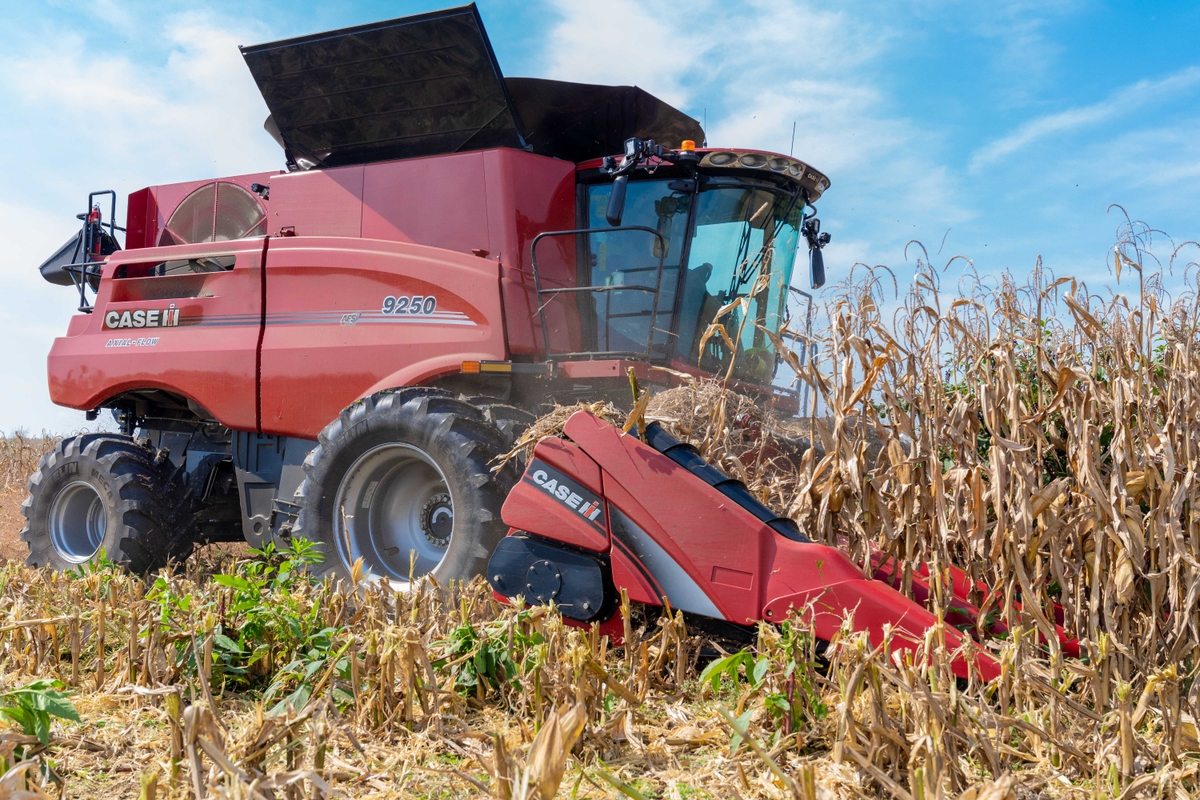 Axial-Flow 7150 — Комбайни