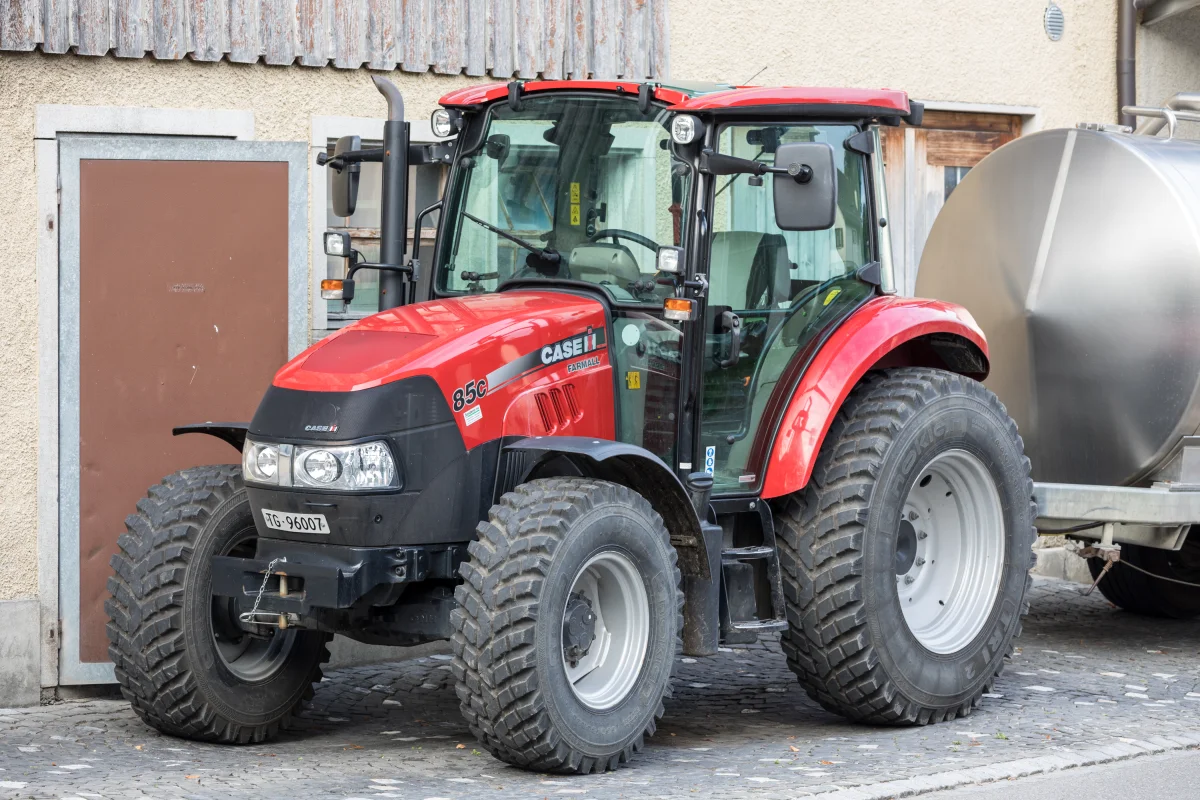 Farmall 85C — Трактори