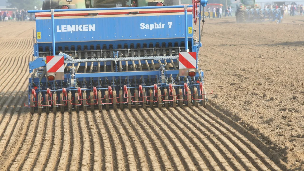 Saphir 9 — Siewniki mechaniczne