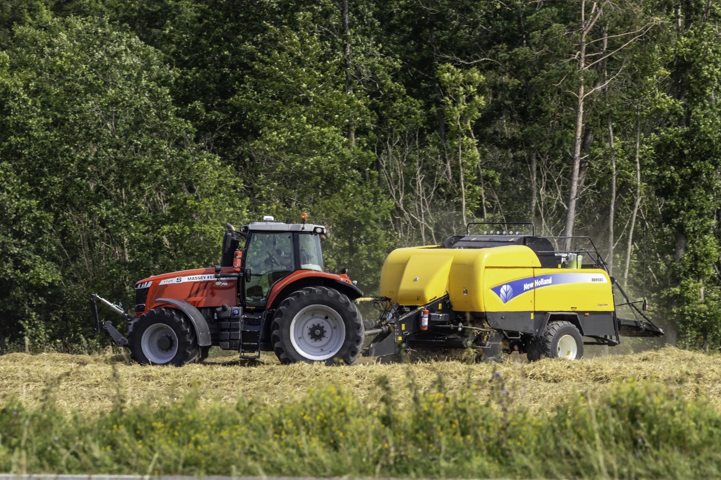 MF 7715 S — Трактори