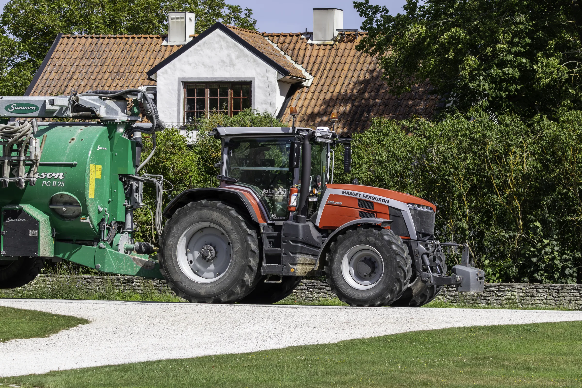 Massey Ferguson 8S.305 — Трактор, 305 к.с., головний вигляд